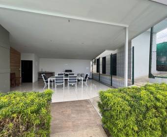 House for sale in Vistara condominium, Bello Horizonte, Escazú.