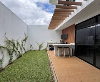 House for sale in Vistara condominium, Bello Horizonte, Escazú.