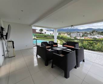 House for sale in Vistara condominium, Bello Horizonte, Escazú.