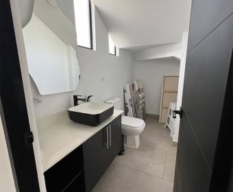 House for sale in Vistara condominium, Bello Horizonte, Escazú.