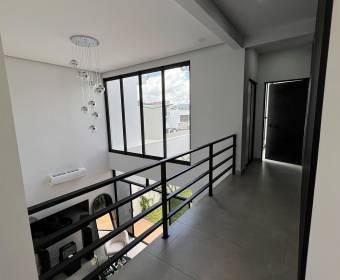 House for sale in Vistara condominium, Bello Horizonte, Escazú.