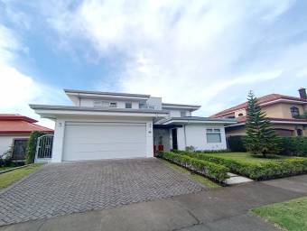 MLS-25-1931 LS VENTA CASA SAN ISIDRO HEREDIA