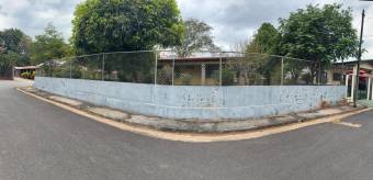 Casa en Venta en Nicoya Amplio Lote y Excelente Ubicación en Barrio El Carmen Casa en Venta en Nicoya Amplio Lote y Excelente Ubicación en Barrio El Carmen