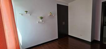 Se alquila moderno apartamento en condominio de Guácima 25-1941