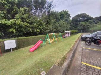 Se alquila apartamento amoblado en La Uruca San José 25-1912