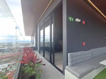 Se alquila moderno apartamento en condominio Barrio Escalante 25-1849