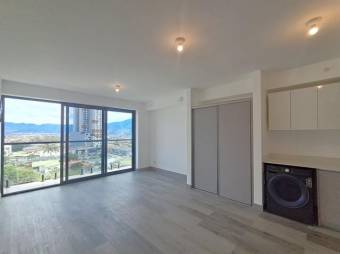 Se alquila moderno apartamento en condominio Barrio Escalante 25-1849