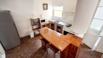 Se alquila apartamento amoblado en Barrio Otoya 25-1892