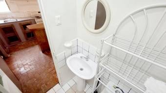 Se alquila apartamento amoblado en Barrio Otoya 25-1892