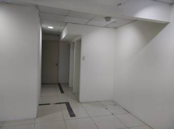 ALQUILER DE LOCAL COMERCIAL, SAN JOSE, AVENIDA CENTRAL. 