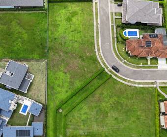 845 m2 lot for sale in Los Manzanos condominium in Ciudad Hacienda Los Reyes 845 m2 lot for sale in Los Manzanos condominium in Ciudad Hacienda Los Reyes