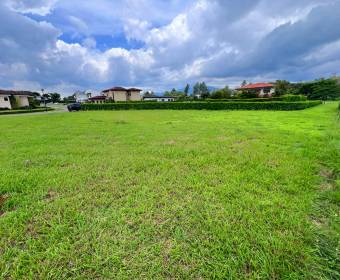 845 m2 lot for sale in Los Manzanos condominium in Ciudad Hacienda Los Reyes 845 m2 lot for sale in Los Manzanos condominium in Ciudad Hacienda Los Reyes