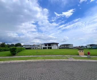 845 m2 lot for sale in Los Manzanos condominium in Ciudad Hacienda Los Reyes 845 m2 lot for sale in Los Manzanos condominium in Ciudad Hacienda Los Reyes