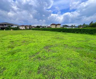 845 m2 lot for sale in Los Manzanos condominium in Ciudad Hacienda Los Reyes 845 m2 lot for sale in Los Manzanos condominium in Ciudad Hacienda Los Reyes