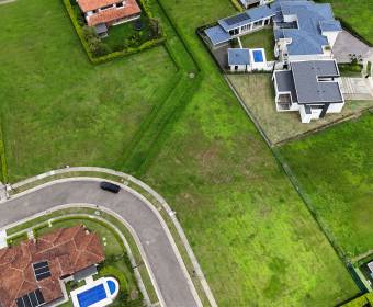 845 m2 lot for sale in Los Manzanos condominium in Ciudad Hacienda Los Reyes 845 m2 lot for sale in Los Manzanos condominium in Ciudad Hacienda Los Reyes