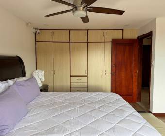 Casa a la venta en condominio en Residencial Loma Real, Guachipelín Norte, Escazú.