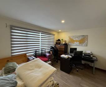 Casa a la venta en condominio en Residencial Loma Real, Guachipelín Norte, Escazú.