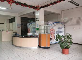 Se vende clinica dental totalmente equipada permisos al dia