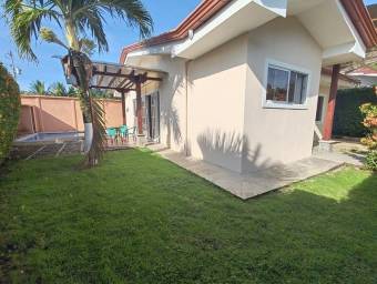 MLS-25-1159 LS VENTA CASA GARABITO JACO MLS-25-1159 LS VENTA CASA GARABITO JACO