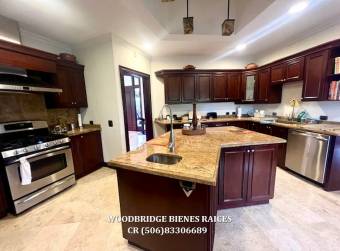 Casa de lujo en venta Mora Ciudad Colon $875.000 (en condominio