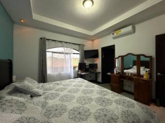 MLS-25-2030 LS VENTA CASA SAN FRANCISCO HEREDIA MLS-25-2030 LS VENTA CASA SAN FRANCISCO HEREDIA