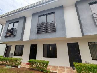 Se Vende Casa en Condominio Lomas de Ayarco, Curridabat.