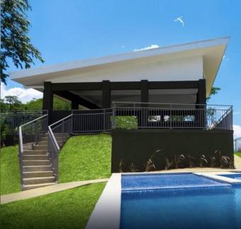 Venta de Casa en Condominio con Excelente Ubicación y Amenidades Completas Venta de Casa en Condominio con Excelente Ubicación y Amenidades Completas