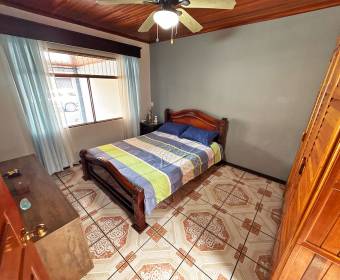 House for sale in Lisboa Urbanization, Plywood, Alajuela