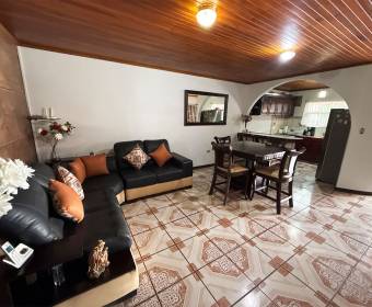 House for sale in Lisboa Urbanization, Plywood, Alajuela