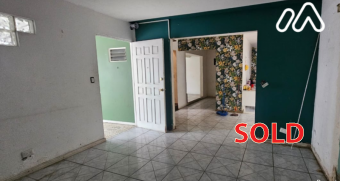 Casa - 3 habitaciones , 1 baño y 1/2, área de pila (Cartago distrito Occidental) Casa - 3 habitaciones , 1 baño y 1/2, área de pila (Cartago distrito Occidental)