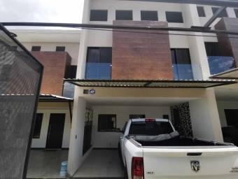 Venta de Casa en Moravia-San Vicente. RAH 25-992