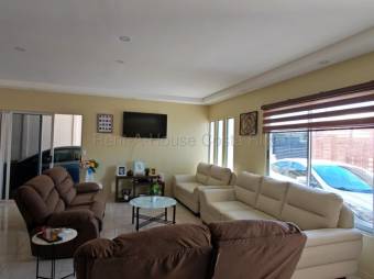 MLS-26-2092 LS VENTA CASA AMUEBLADA SAN ISIDRO ALAJUELA CONTACTENOS AL # 86127562