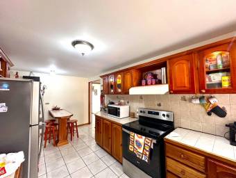 Venta de Casa en Oreamuno- Potrero Cerrado, Cartago. RAH 26-135