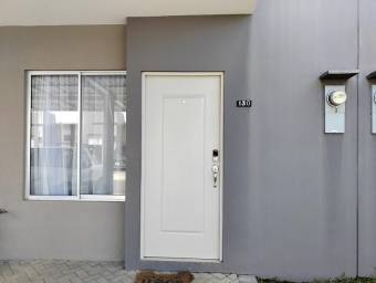 Venta de Casa en San Antonio de Alajuela. RAH 25-646 