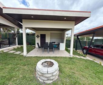Single story house for sale in Fraijanes de Alajuela Single story house for sale in Fraijanes de Alajuela