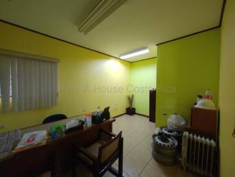 Alquiler de Bodega en Oreamuno-Cot, Cartago. 