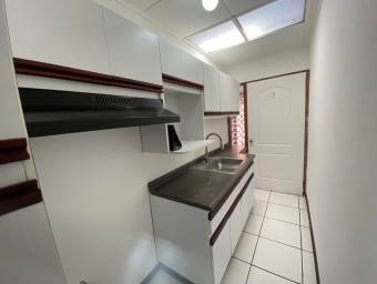 Casa en venta en condominio con ubicación privilegiada en Zapote #24-1596 GS