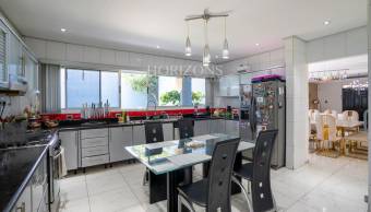 ¡Venta! Casa con Uso de Suelo Mixto en San Jose Barrio Naciones Unidas / 6 habitaciones  