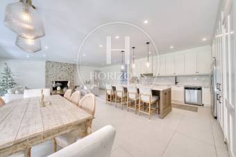 Venta de Casa en Condominio El Herrán con Vista a una Reserva Natural  5 Habitaciones NJA1