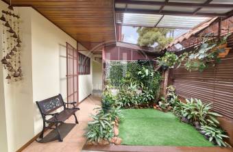 Se Vende Casa de Una Planta en Curridabat con Apartamento Independiente 6 Habitaciones noj Se Vende Casa de Una Planta en Curridabat con Apartamento Independiente 6 Habitaciones noj