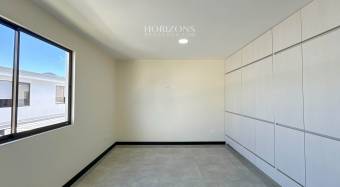 Amplia Casa Nueva en Condominio Distrito San Juan 249m2 nja1202