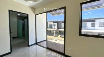 Amplia Casa Nueva en Condominio Distrito San Juan 249m2 nja1202