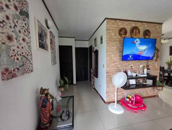 Venta de Casa en Pococí-Roxana, Limón. 