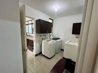 Venta de Apartamento en Sánchez de Curridabat.