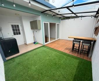 Casa de 3 habitaciones en alquiler en Lomas de Santa Ana