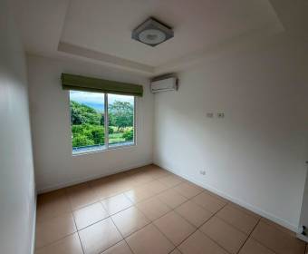 Casa de 3 habitaciones en alquiler en Lomas de Santa Ana