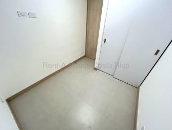 Venta de Apartamento en Condominio Sky House, San Sebastián (Semi amoblado). RAH 26-2113
