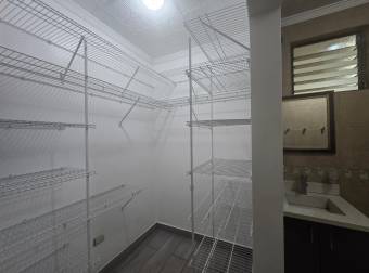 VENTA DE CASA EN RESIDENCIAL VILLAFLORES, SAN LORENZO, HEREDIA