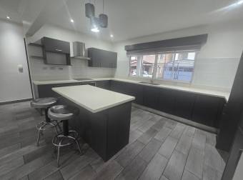 VENTA DE CASA EN RESIDENCIAL VILLAFLORES, SAN LORENZO, HEREDIA