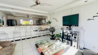 Venta de Casa de Playa en Garabito-Tárcoles.